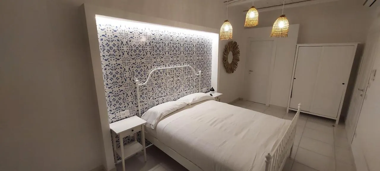 Donna Luisella B&B Naples Bed & Breakfast