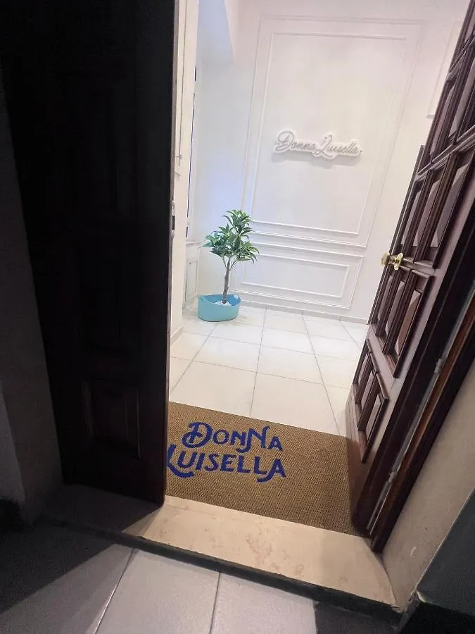 Bed & Breakfast Donna Luisella B&B Naples